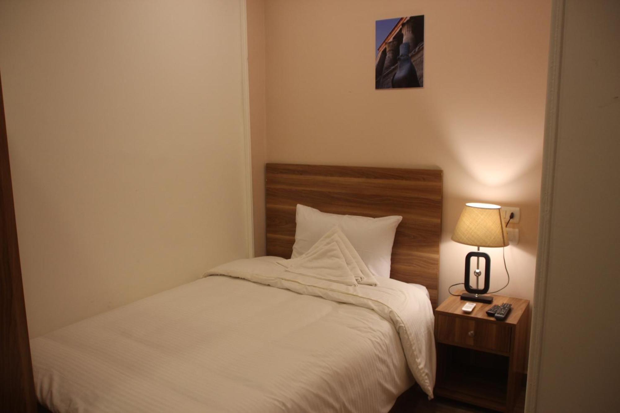 Farida Pyramids Boutique Hotel Kafrat al Jabal Экстерьер фото