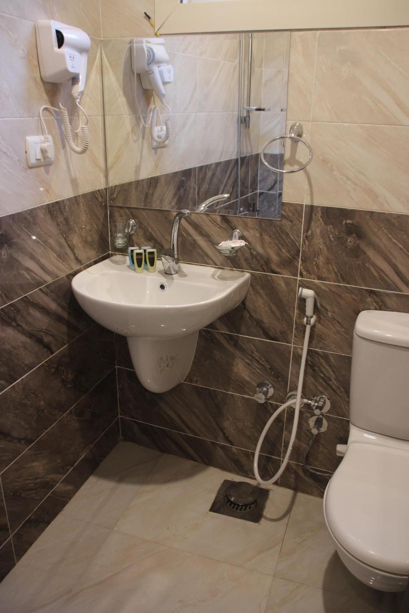 Farida Pyramids Boutique Hotel Kafrat al Jabal Экстерьер фото