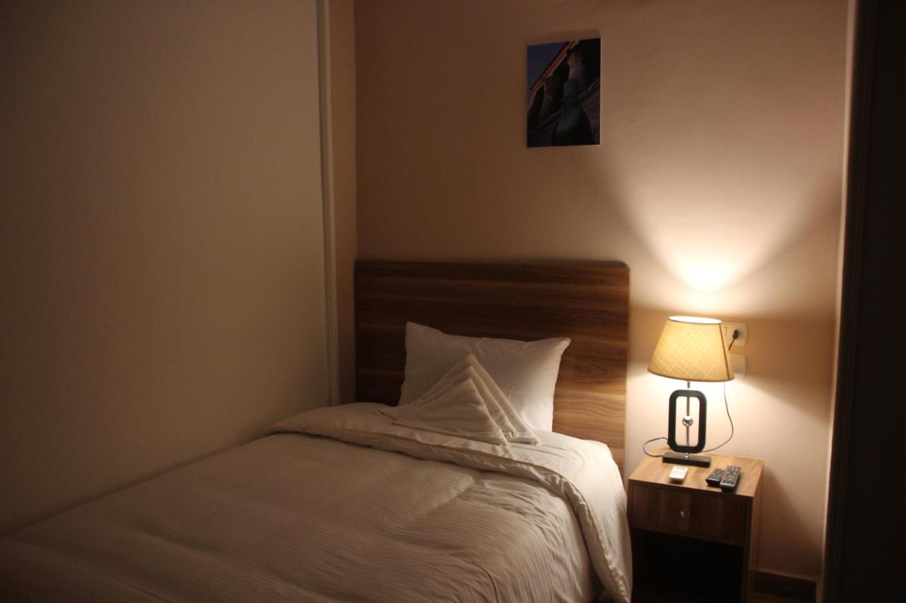 Farida Pyramids Boutique Hotel Kafrat al Jabal Экстерьер фото